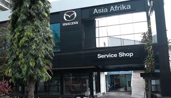 MAZDA ASIA AFRIKA BANDUNG