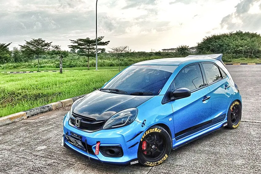 enaknya-pakai-honda-brio-kenyamanan-dan-kepraktisan-dalam-berkendara