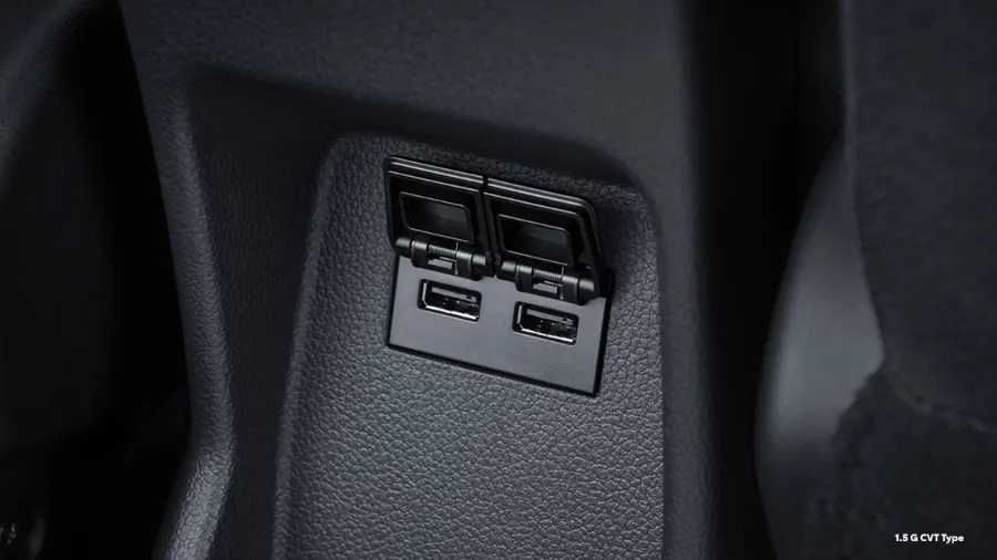 avanza interior New Usb Port & Power Slot 